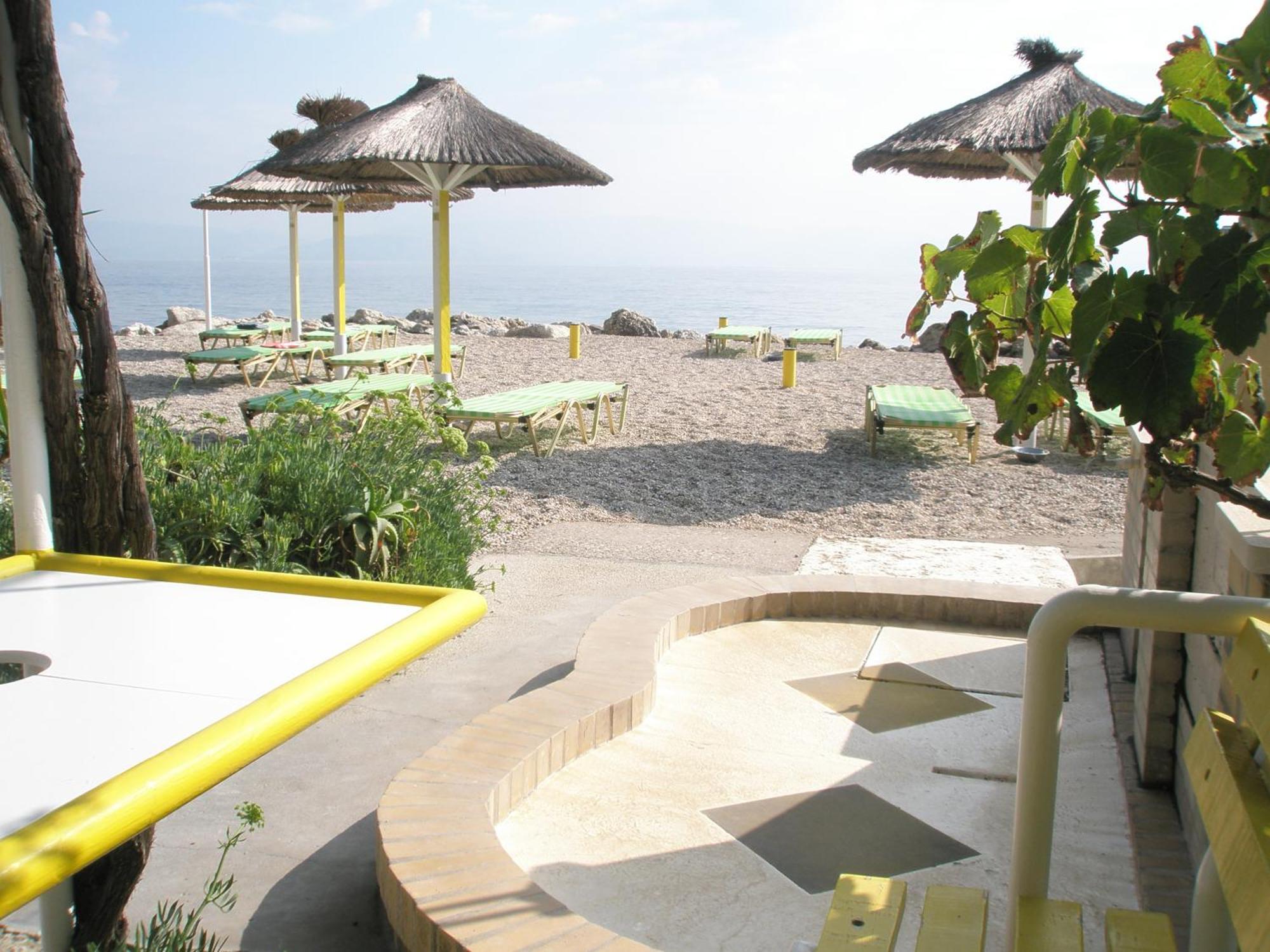 Hotel de apartamente Faliraki Benitses (Corfu)